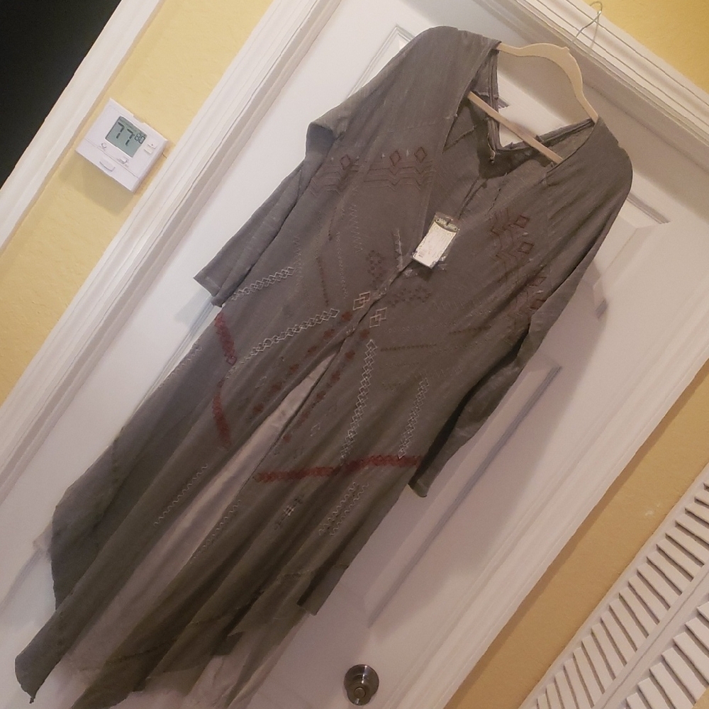 NWT, Very Sexy V Neck Bohemian Top, Long Sleeves, Size L